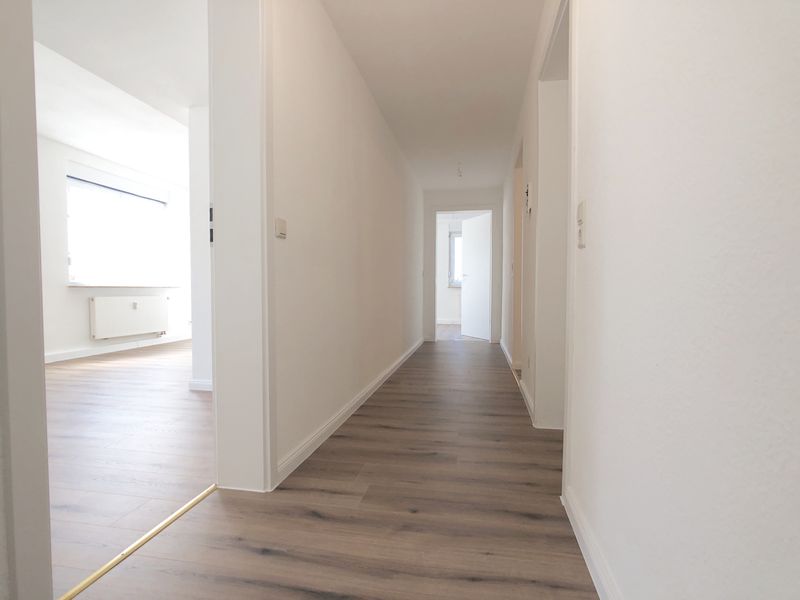 FRAUEN WG Zimmer für Azubis, Studenten oder Pendler